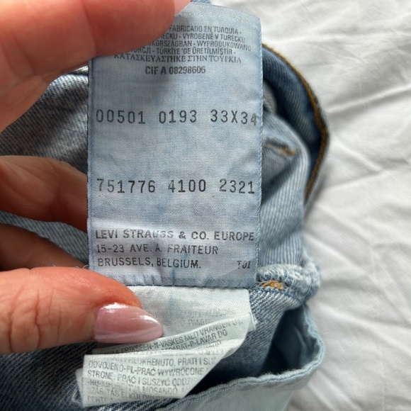 Authentic Vintage Levi’s 501 - Picture 12 of 12